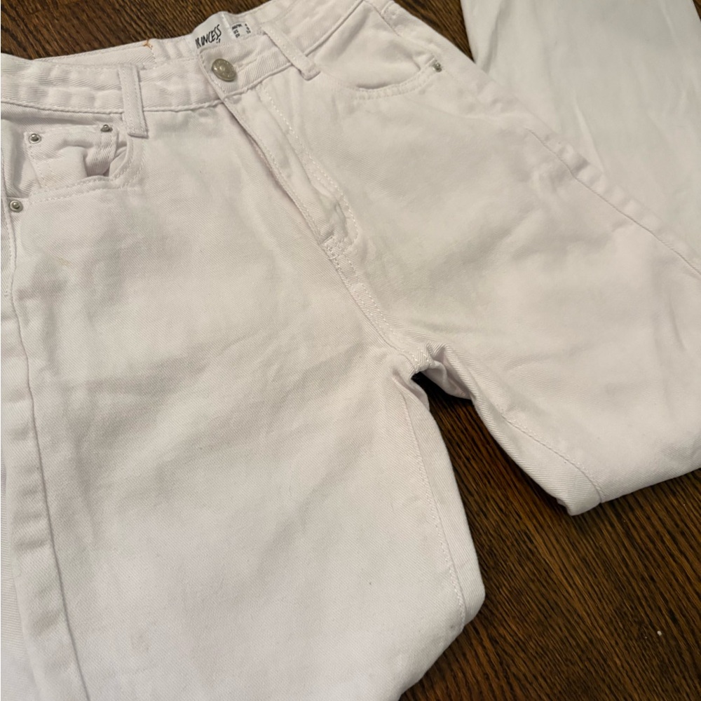 Women's White Jeans - Picture 2 of 4